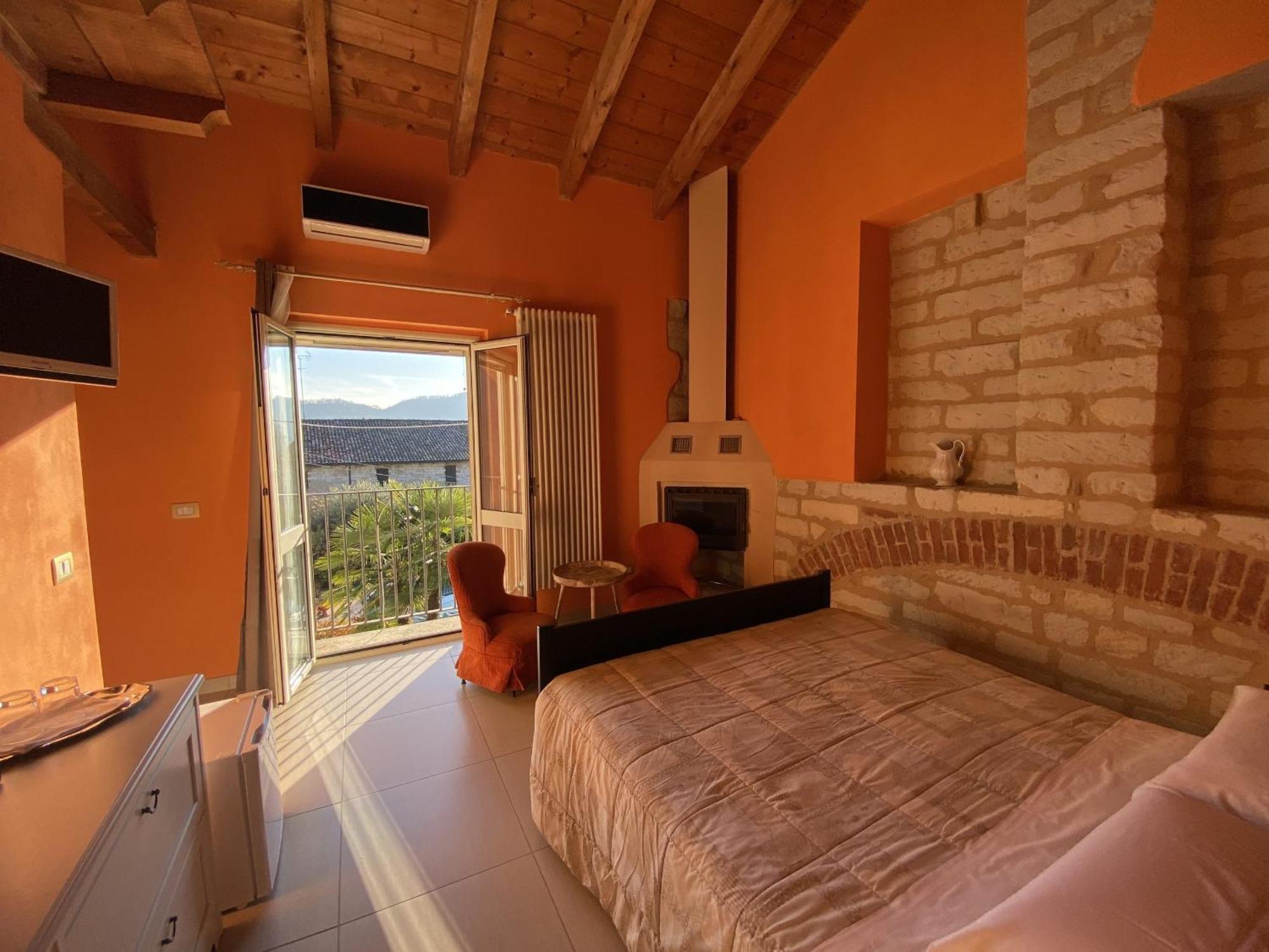 Ca' San Sebastiano Wine Resort & Spa Camino Екстериор снимка